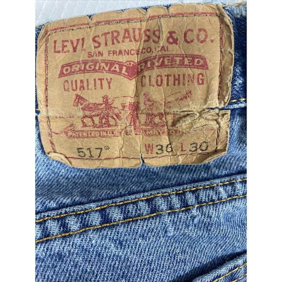 Levis 517 Jeans Mens 33 x 29 Bootcut Medium Wash Denim Casual Grunge Holes - Picture 16 of 16